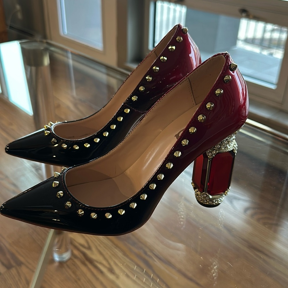 New Stunning Heels! Size 7